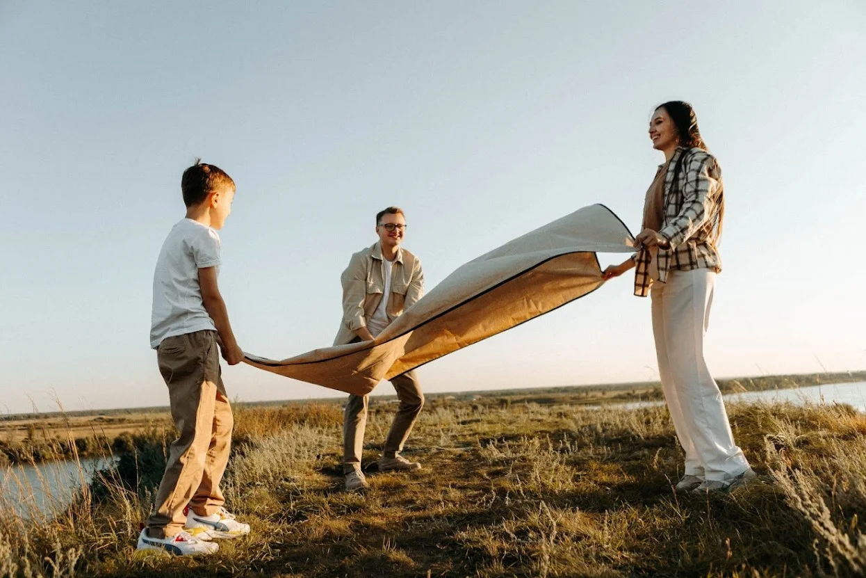 picnic blanket travel